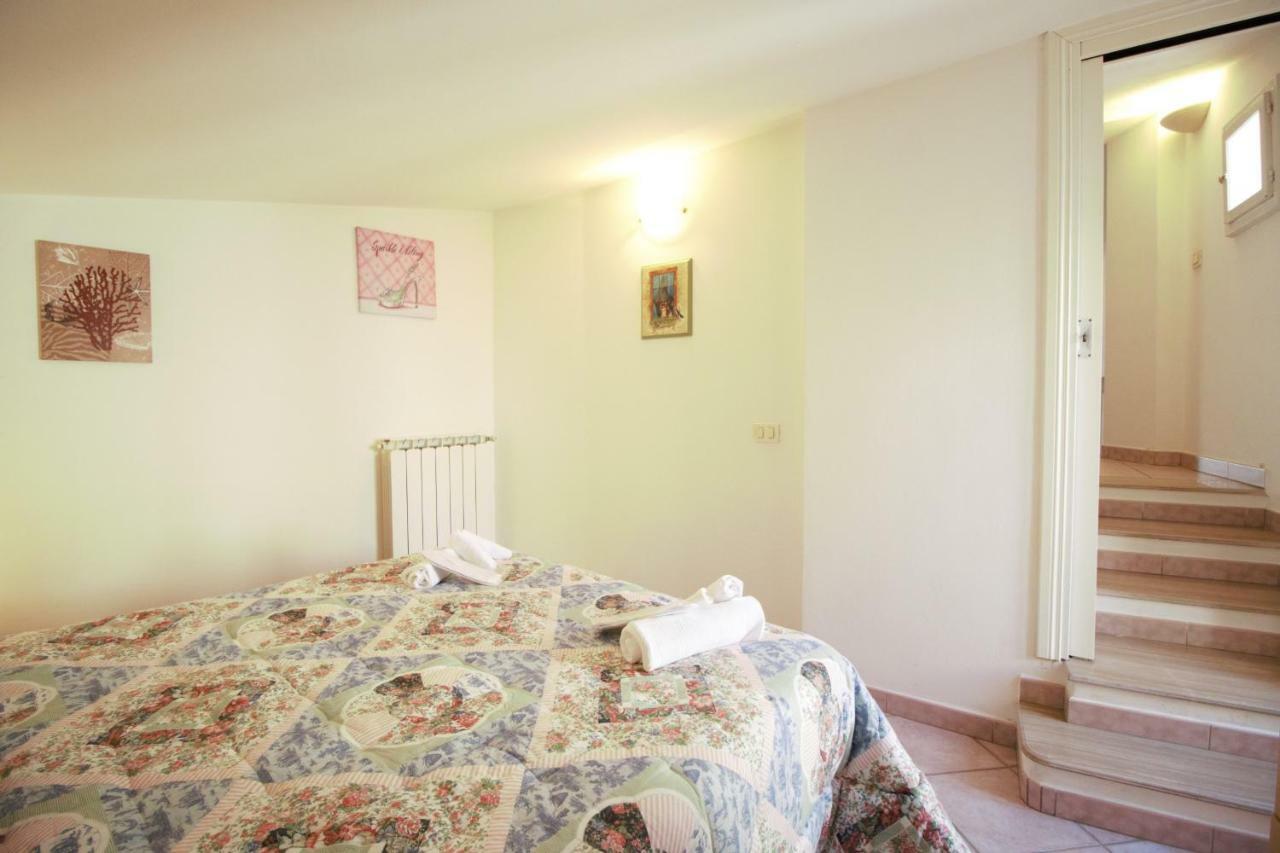 Holidaycasa Romano - Vacanza Nel Cuore Di Sperlonga Exterior photo