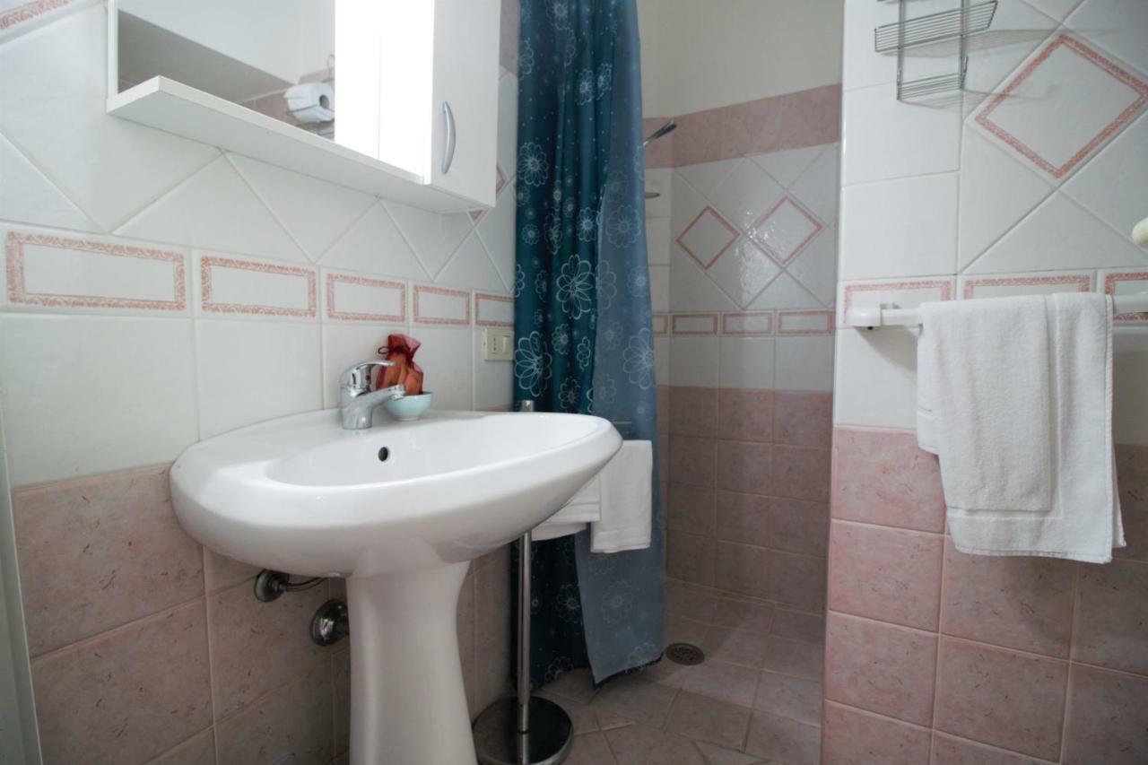 Holidaycasa Romano - Vacanza Nel Cuore Di Sperlonga Exterior photo